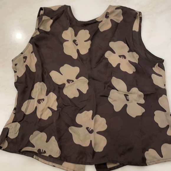Linda Allard Ellen Tracy Women’s Brown/Cream Floral Print Camisole -Size 16 - Picture 1 of 3